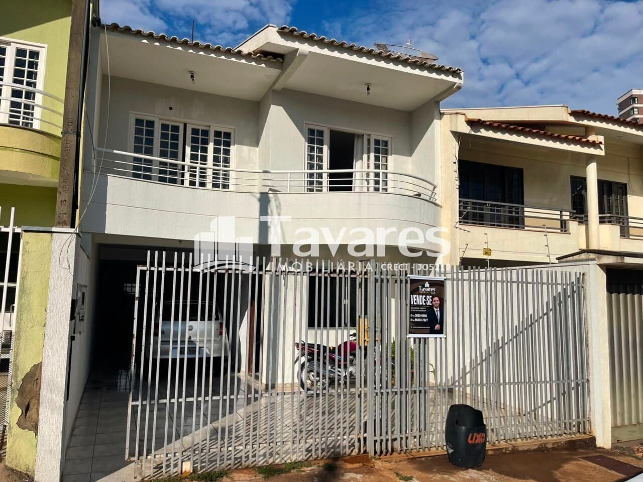 Sobrado em Umuarama - Zona II