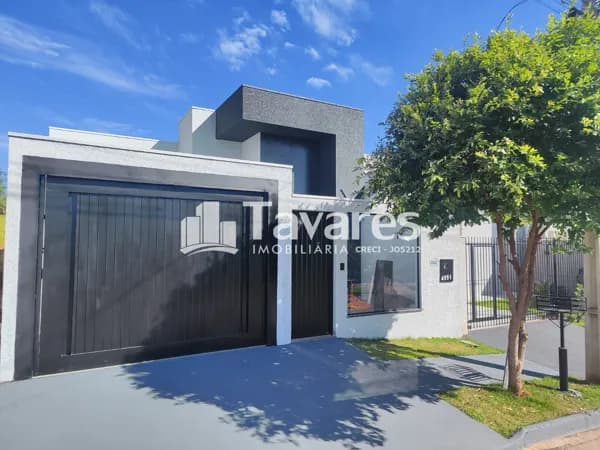 Casa em Umuarama - Jardim Ibis