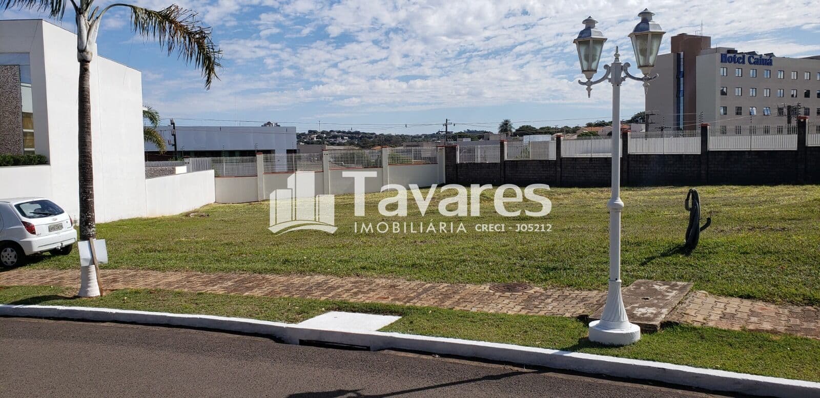 Lote/Terreno em Umuarama - Zona III