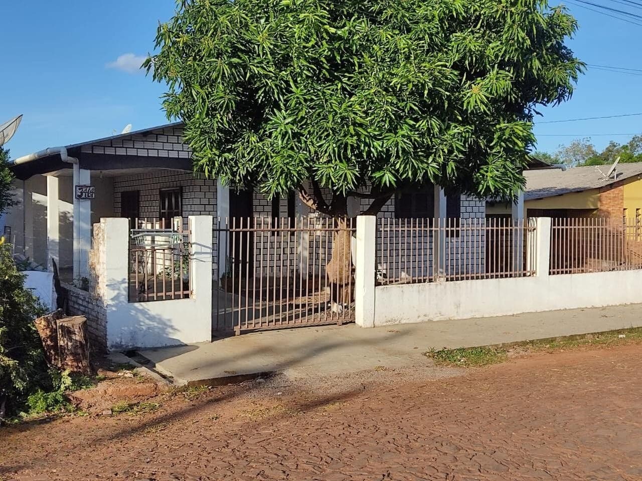 CASA COM 03 DORMITÓRIOS, SENDO 01 SUÍTE – SANTO ANTÔNIO DAS MISSÕES/RS