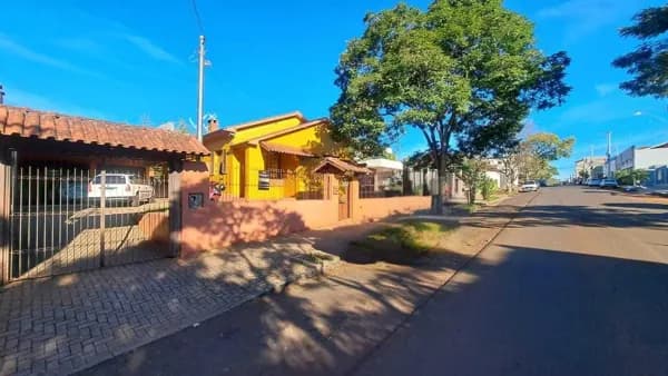 AMPLO TERRENO COM CASA 02 DORMITÓRIOS _ CENTRO