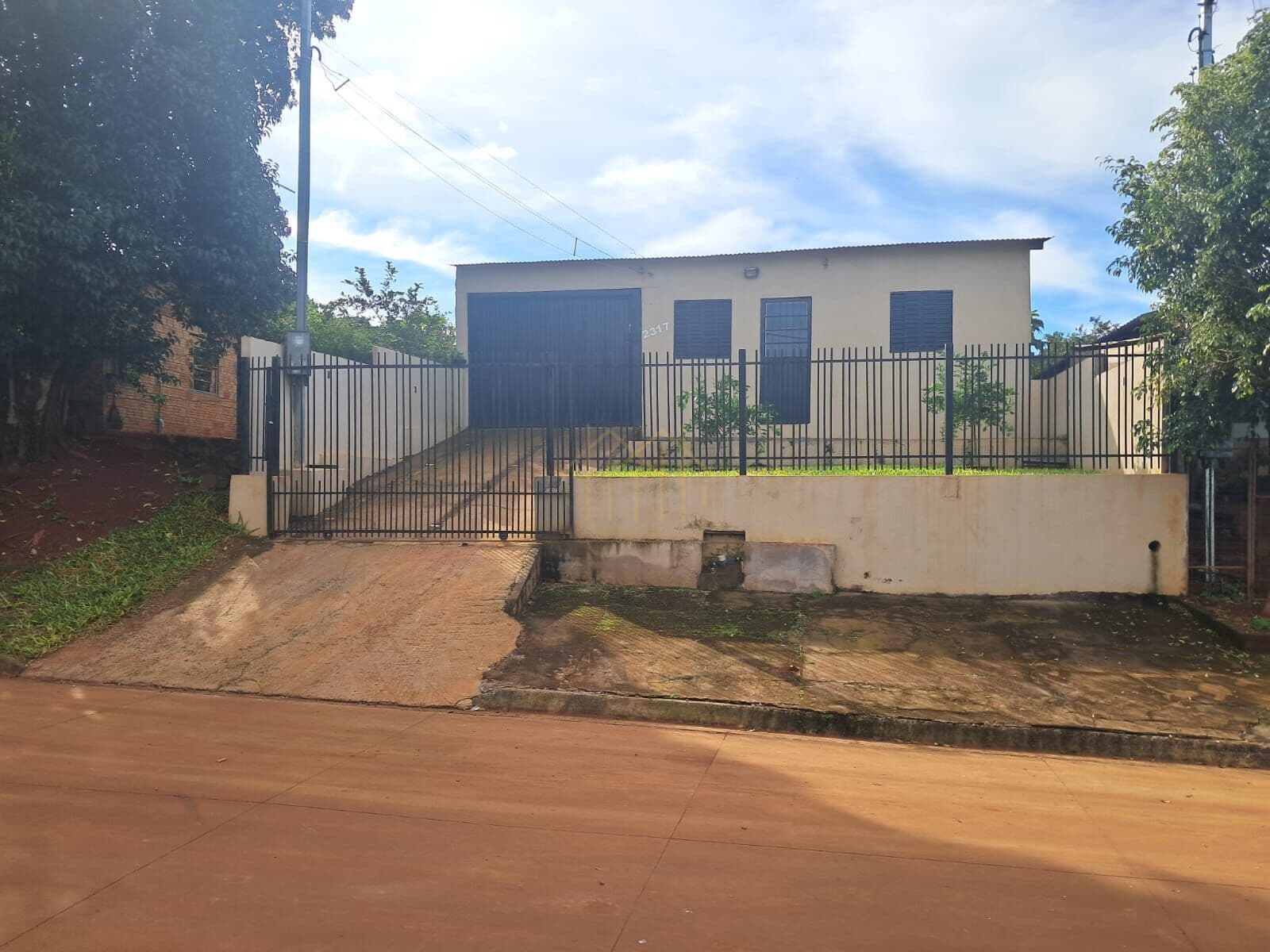 CASA 03 DORMITÓRIOS SÃO LUIZ GONZAGA