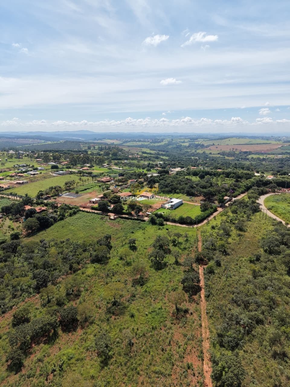 Terreno Exclusivo de 20.000m² no Portal Serra Azul- Mateus Leme – Oportunidade Única!