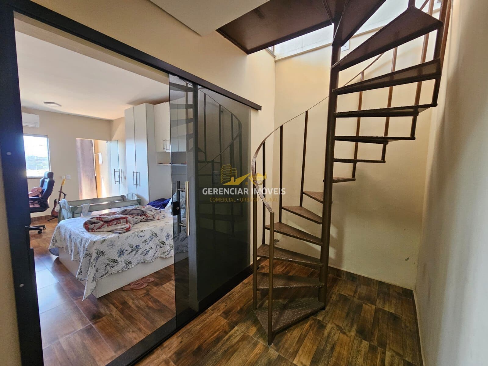 Casa Duplex com 2 quartos em Betim!
