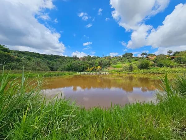 Oportunidade Única! Terreno 2.500m² em Condomínio Fechado na Divisa de Igarapé