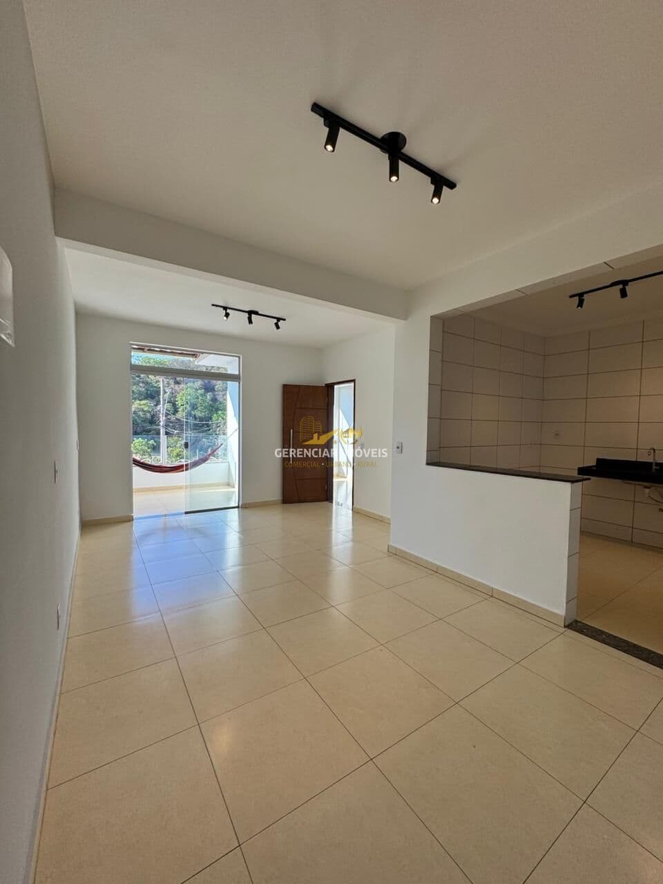 Casa Duplex 3 quartos e 1 vaga em Betim/ Contagem