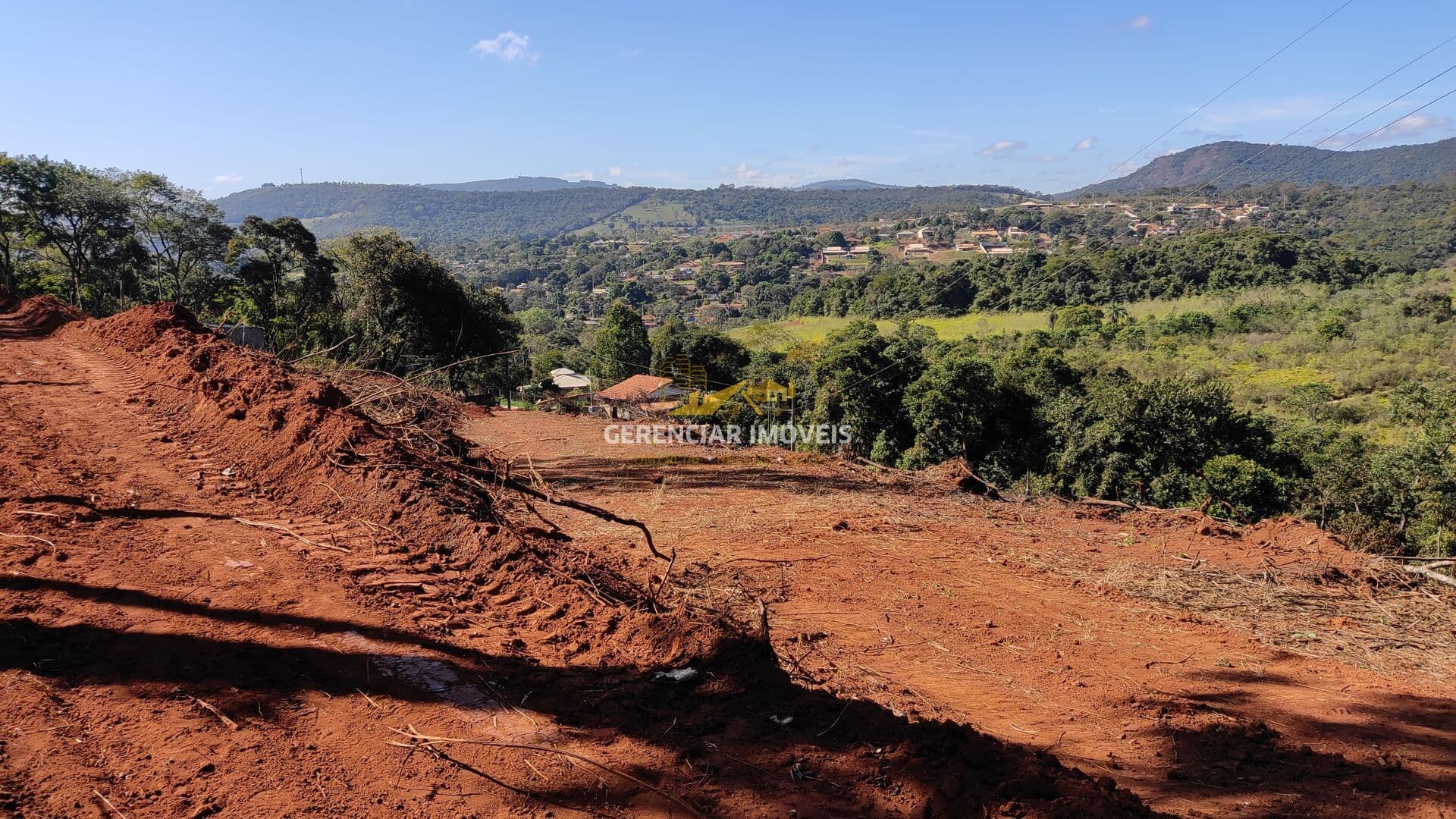 Lindas chácaras a venda em Itatiaiuçu MG Fundo para reserva!
