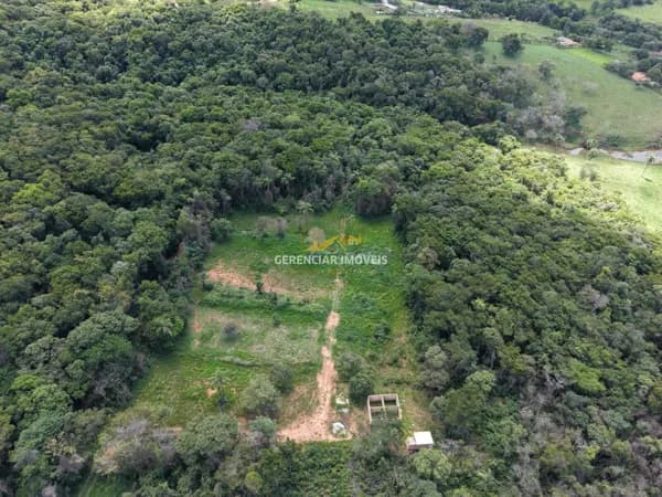 Chácara 1.000m² topografia plana em Mateus Leme MG