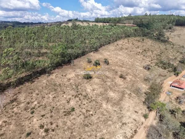 Chácaras à venda na Região de Pedras – Itatiaiuçu/MG, Apenas 1 km do Asfalto!