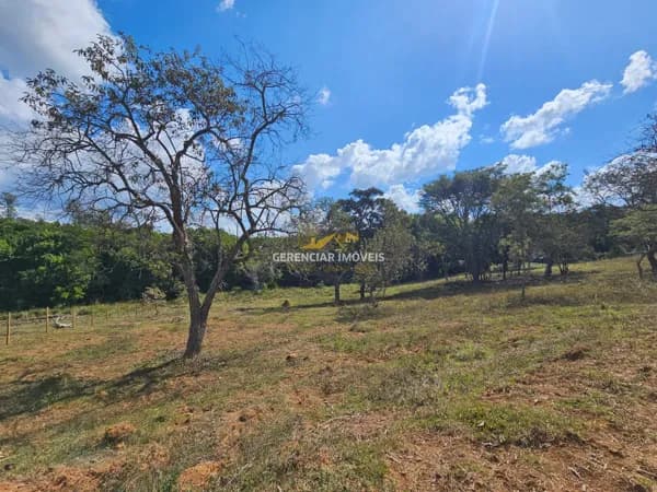 Chácara com Vista Panorâmica à Venda na Região de Pedras – Itatiaiuçu/MG!