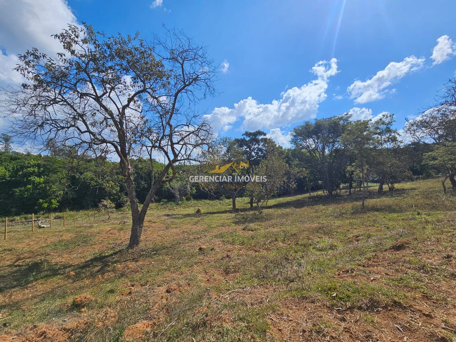 Chácara com Vista Panorâmica à Venda na Região de Pedras – Itatiaiuçu/MG!