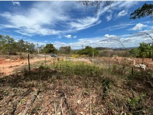 Terreno á Venda 333m² Perto do Centro de Betim no bairro Tiradentes - Betim/MG!
