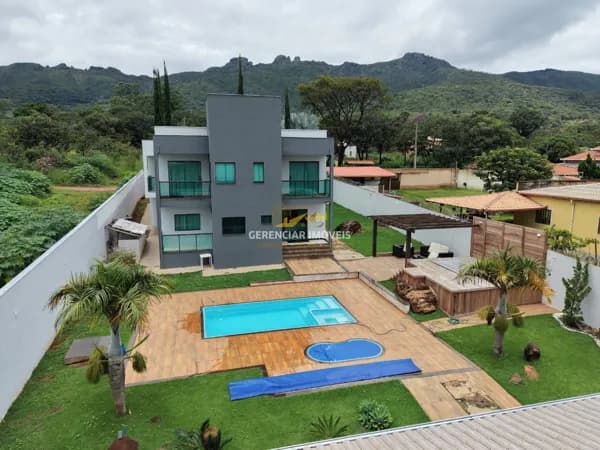 Sítio com 5 quartos, piscina, jacuzzi em Igarapé/MG
