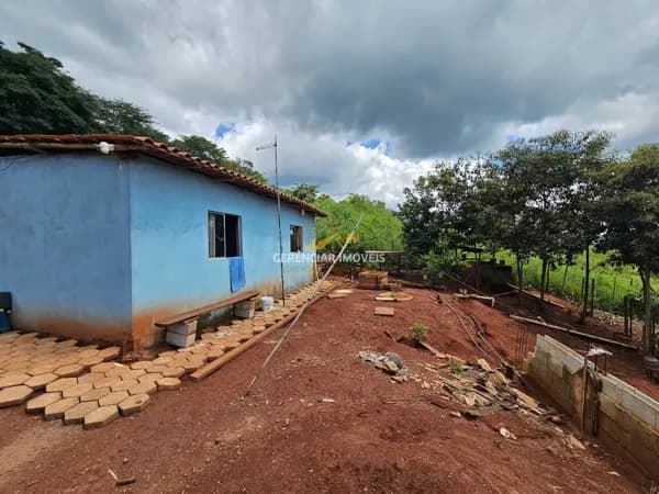 Chácara 2.450m² com Casa + Pomar Produzindo + 02 Quartos | 300m do Asfalto em Rio Manso