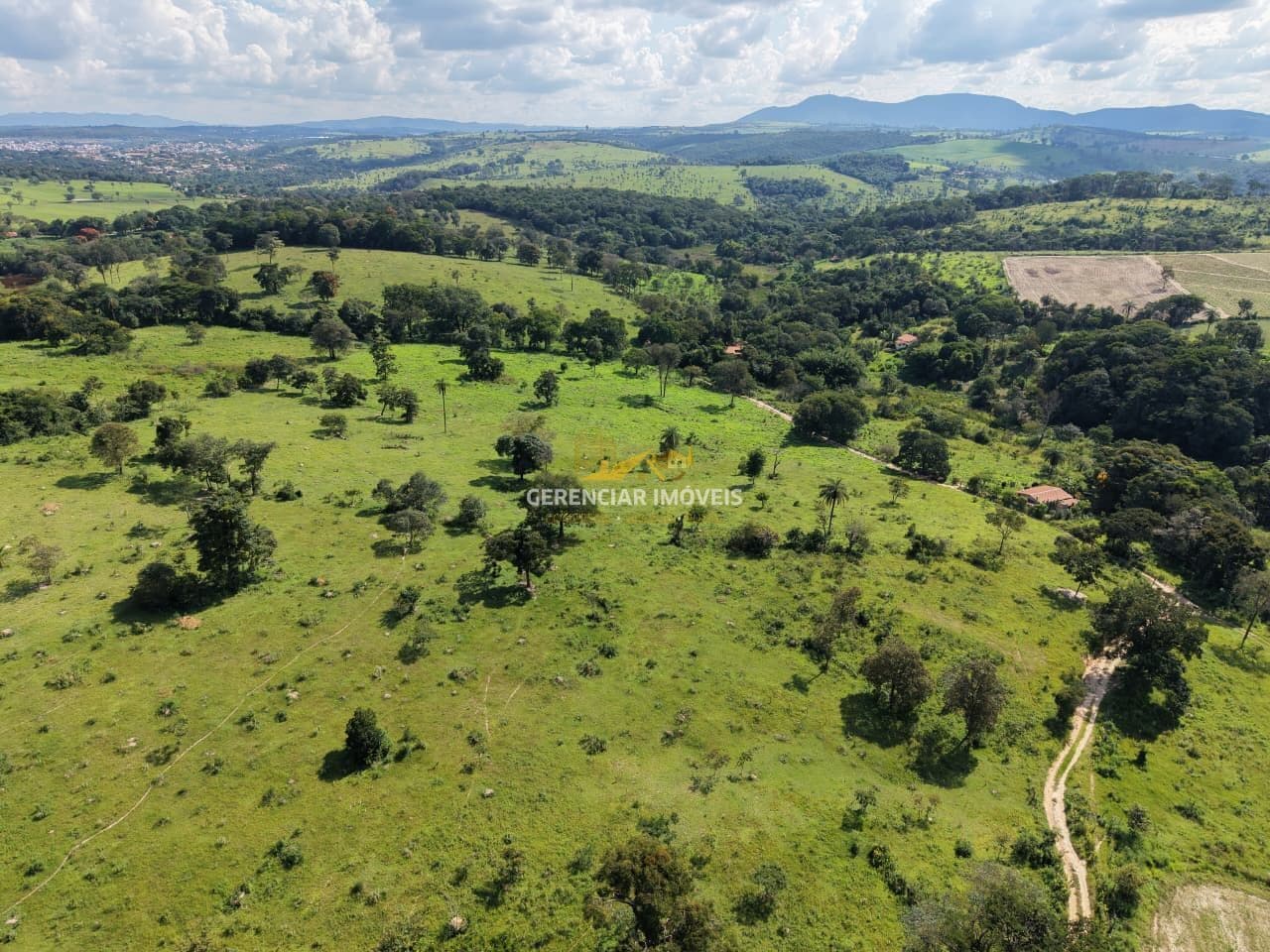Terreno à venda na região de Esmeraldas – MG