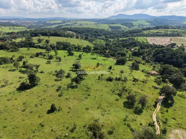Terreno à venda na região de Esmeraldas – MG