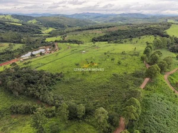 CHACARA 1.000m² PROXIMO A CACHOEIRA EM ITATIAIUÇU MG