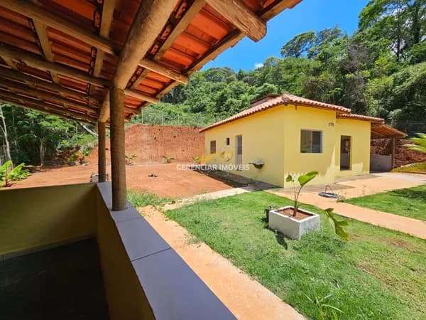 Chácara 3.100m² a venda em Itatiaiuçu MG Ótima localização!