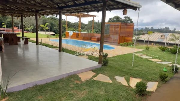 Chácara 1.000m² com piscina e Jacuzzi em Itatiaiuçu/MG