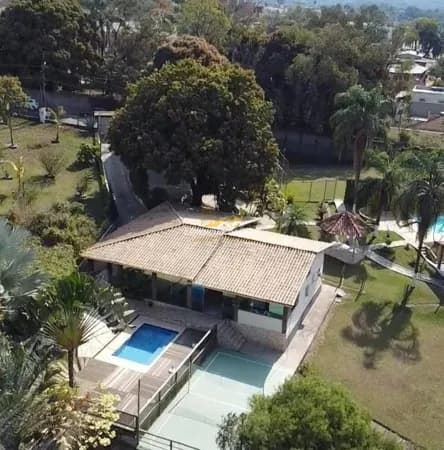Sítio 5.000m² com piscina e área de lazer no Solar da Madeira em Contagem!