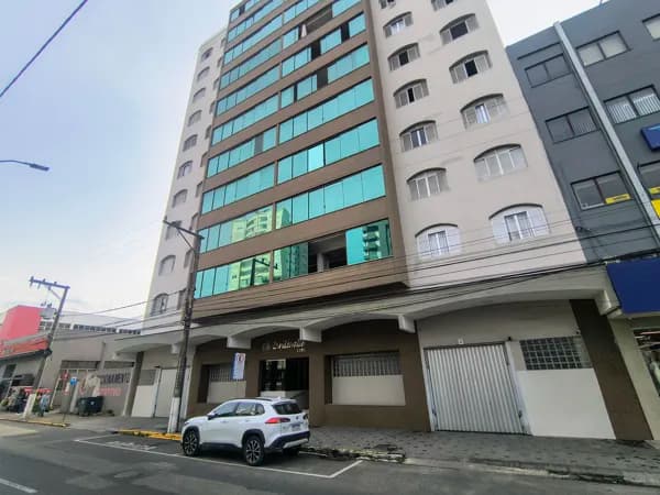Apartamento Padrão para Aluguel em Centro Tubarão-SC