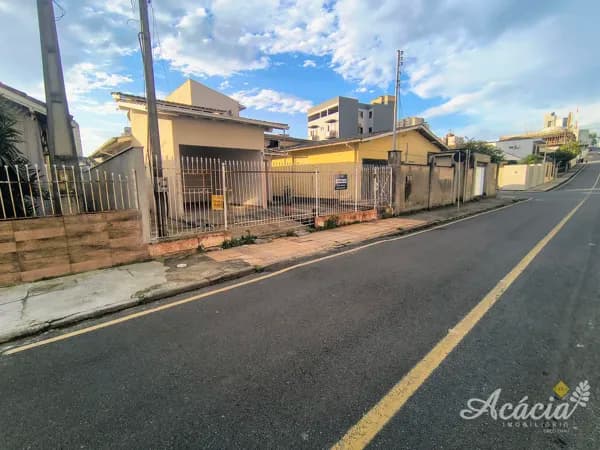 Casa em Tubarão - Centro