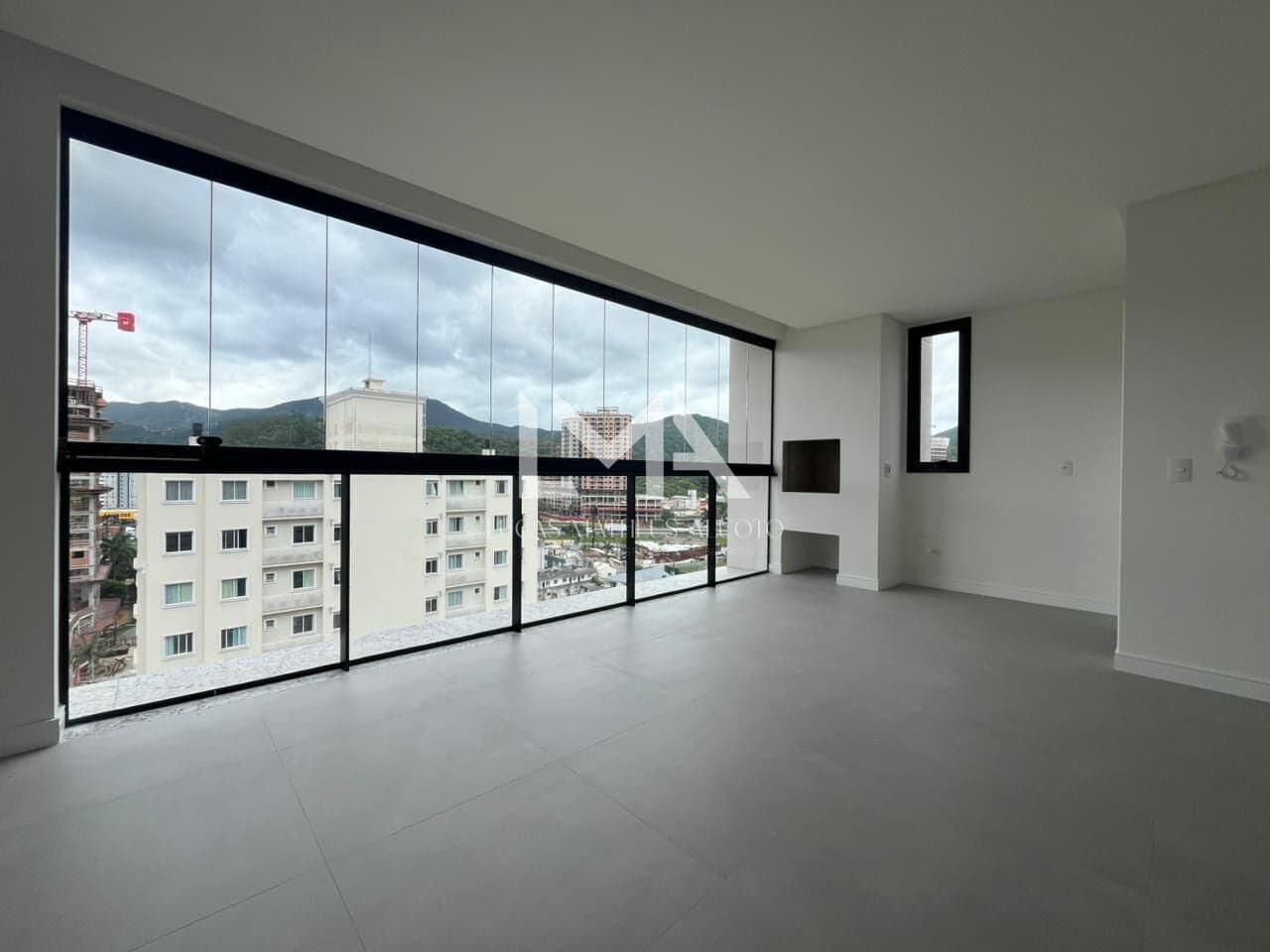 APARTAMENTO NOVO NO CENTRO COM LAZER NO ROOFTOP EM ATÉ 50X