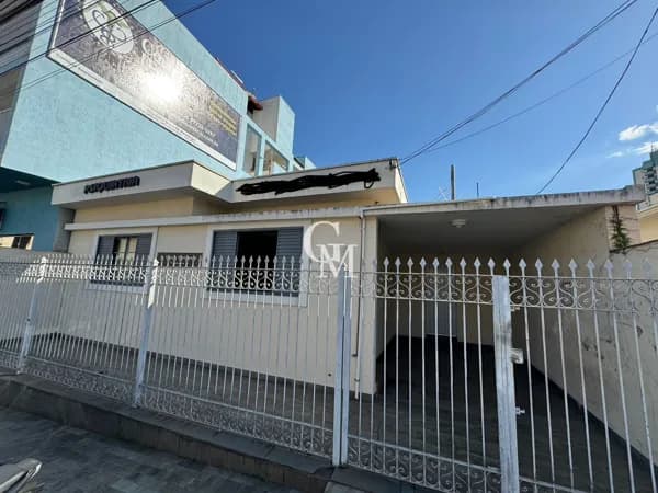 Casa / Santa Lúcia