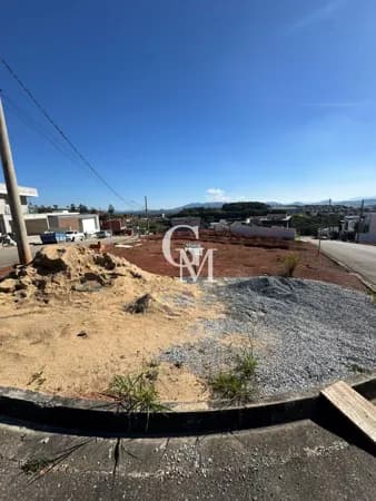 Lote/Terreno em Pouso Alegre - Las Palmas Setvillage II