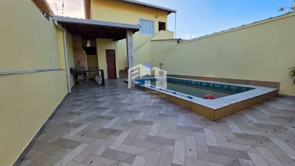 Casa á 300 metros da praia