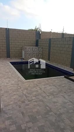Casa mobiliada com piscina - Oportunidade