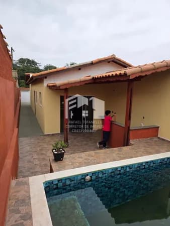 Casa com ótimo acabamento