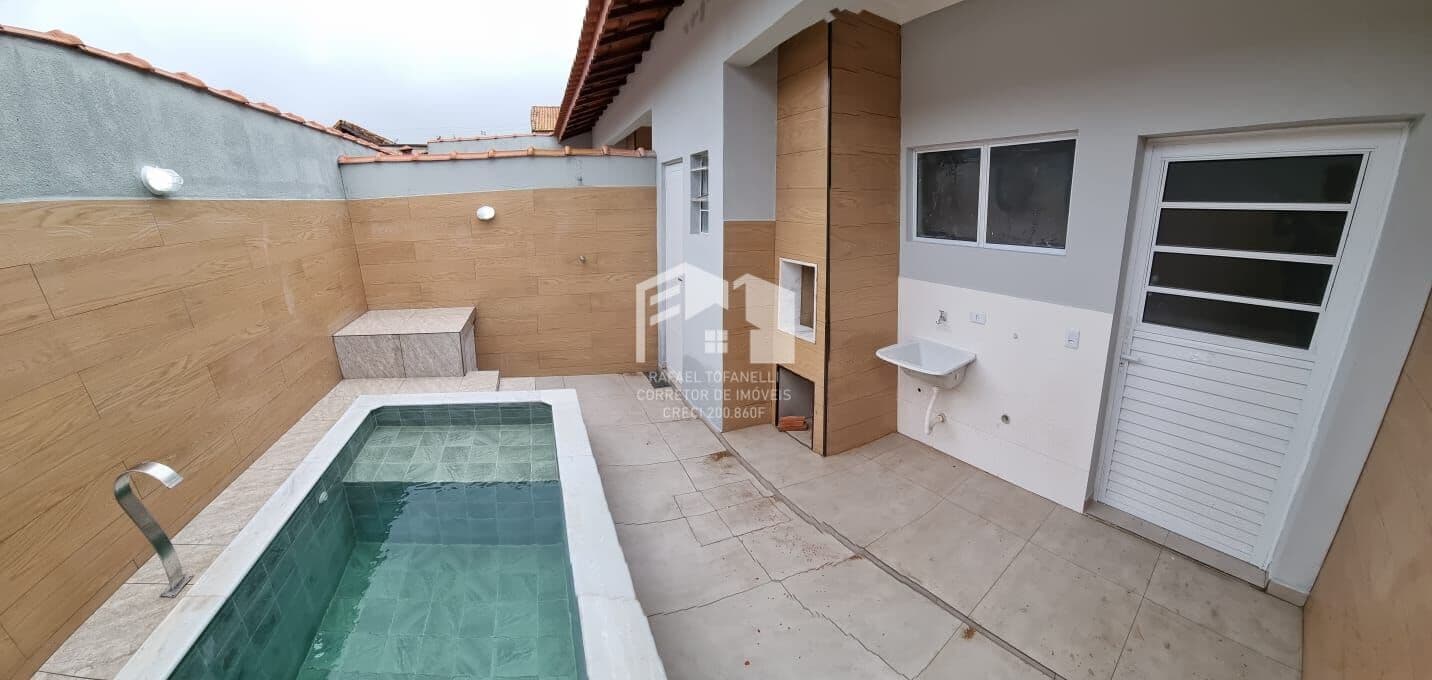 Linda casa com 3 quartos