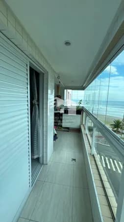 Lindo apartamento frente mar