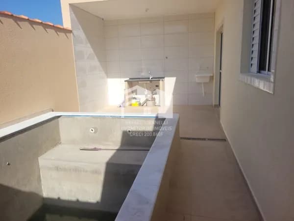 Linda Casa em Condomínio