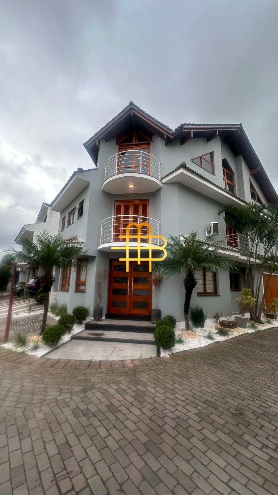 Casa Alto Padrão em Sarandi, Porto Alegre/RS