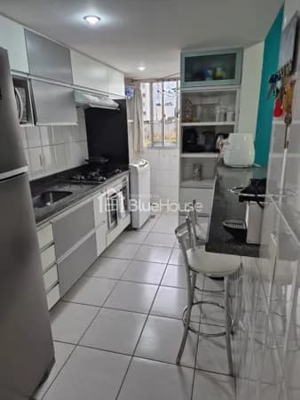 Apartamento de 2 Quartos no Residencial Adriático no Jardim Luz - Aparecida de Goiânia.