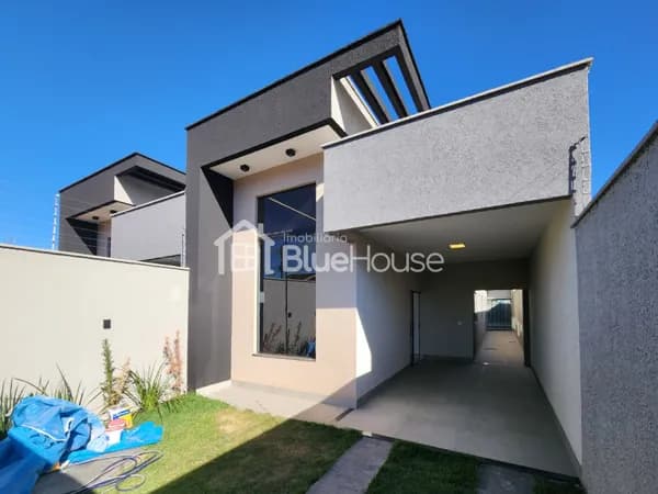 Casa de 3 Quartos sendo 1 suíte em acabamento Premium no Veiga Jardim.
