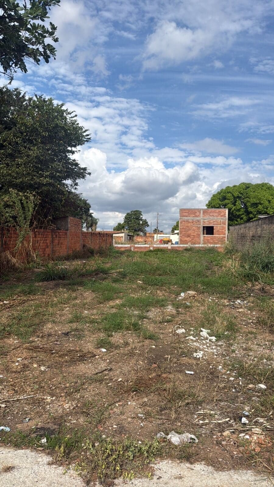 Lote Na Vila Oliveira Em Aparecida de Goiania.