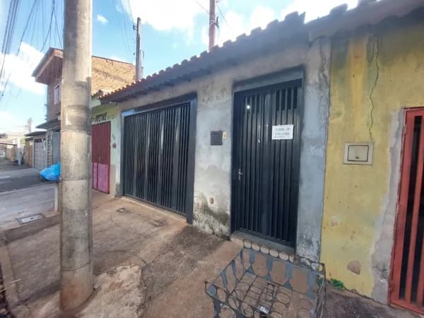 Casa à Venda no Jardim Iara