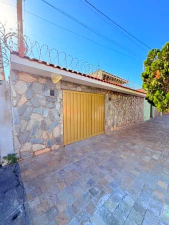 Casa totalmente reformada à venda no Ipiranga , – Ribeirão Preto
