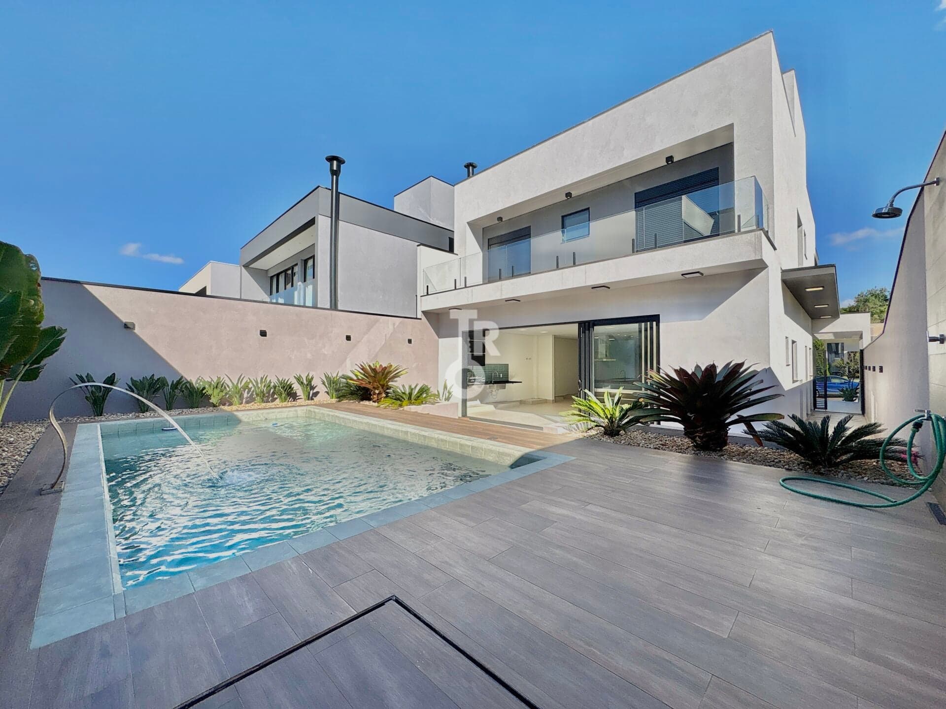 Casa à venda 232m² de construção, 3 suítes no Condomínio Brisas da Mata - Jundiaí/SP