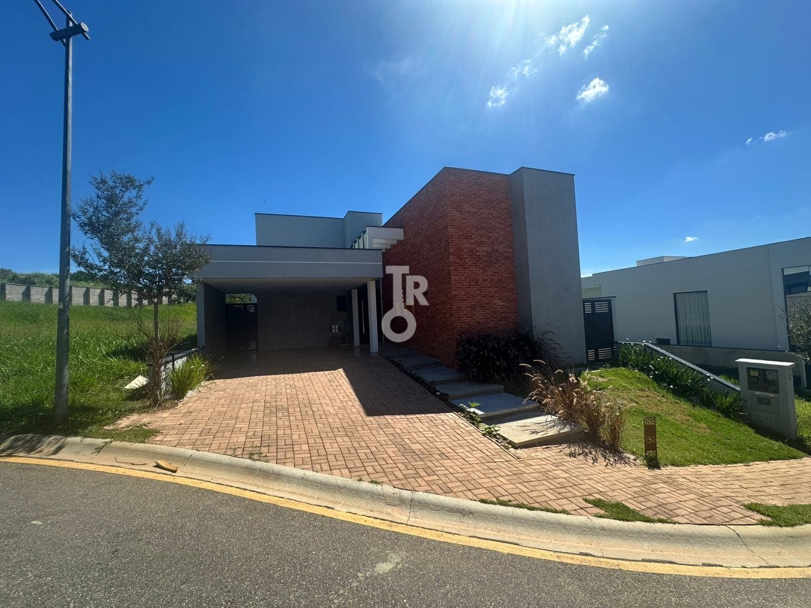 Casa à Venda | 5 Quartos, 4 Suítes, 226m² | Condomínio Brisa do Lago | Jundiaí/SP