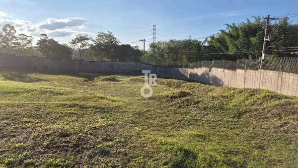 Lote/Terreno em Jundiaí - Loteamento Residencial e Comercial Horto Florestal