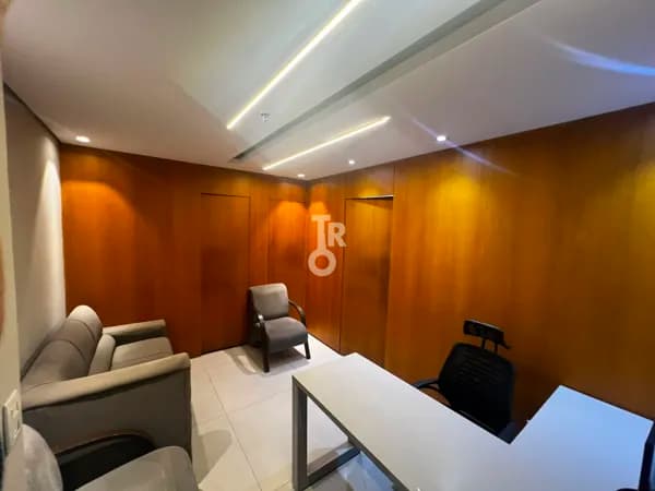 SALA COMERCIAL REFORMADA 45 M2 À VENDA NO EDIFÍCIO THE ONE OFFICE TOWER - JUNDIAÍ/SP