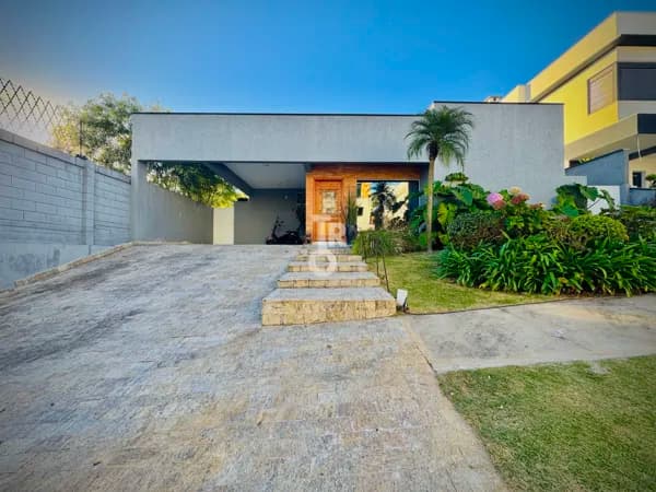 Casa térrea | 3 quartos | 200 m² | virada para a mata | Condomínio Terras de Jundiaí – Jundiaí/SP