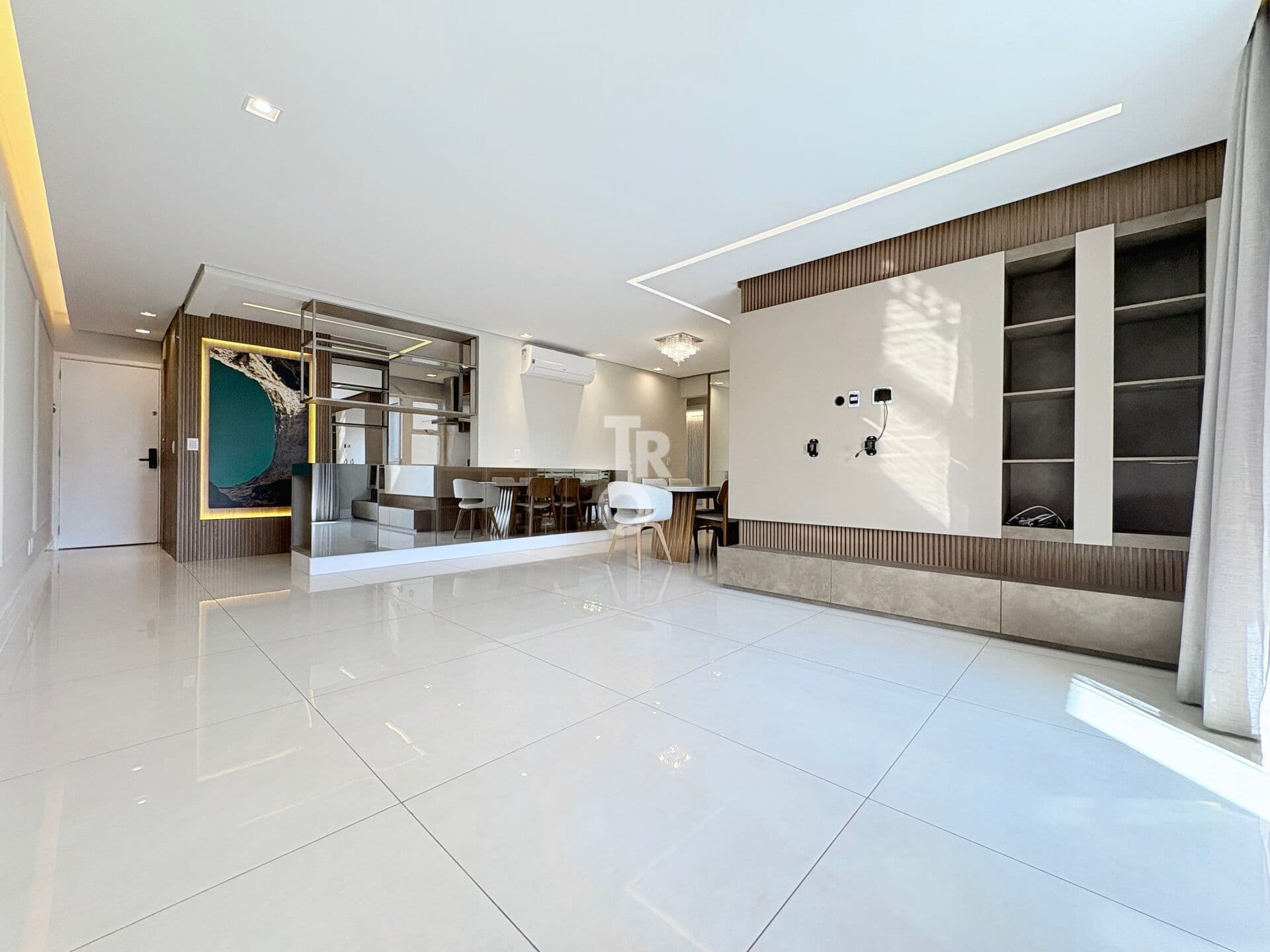 APARTAMENTO 113M À VENDA, 3 QUARTOS, SENDO UMA SUÍTE - CONDOMÍNIO LIBERTY- JD. MESSINA - JUNDIAÍ.