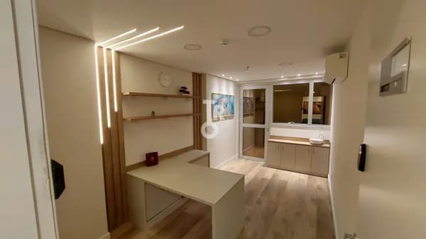 SALA COMERCIAL MOBILIADA PARA LOCAÇÃO - THE ONE OFFICE TOWER - JUNDIAÍ - SP