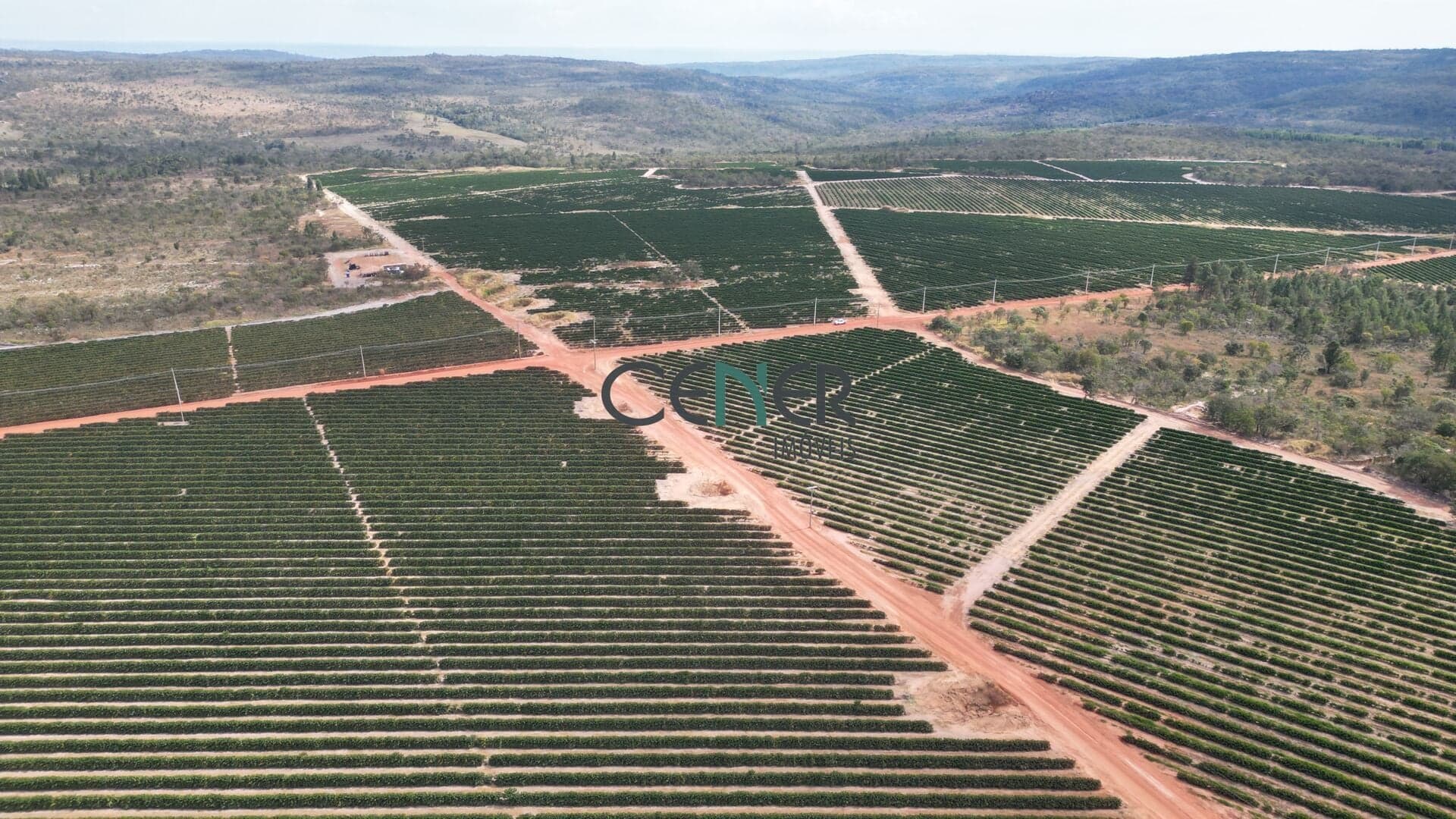 Fazenda na Serra do Cabral de 8 500 ha ótima para café