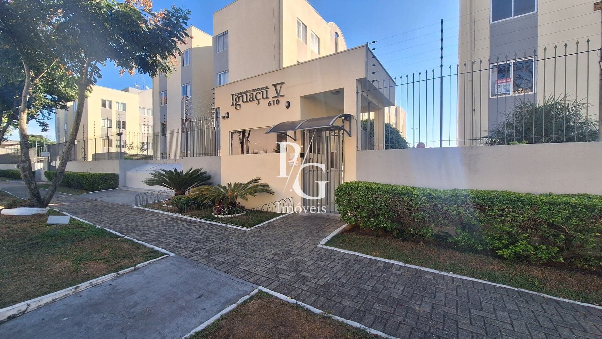 🏡 Apartamento semimobiliado com armários planejados e eletrodomésticos no Portão | 3 Quartos | Portaria 24h | Excelente Localização